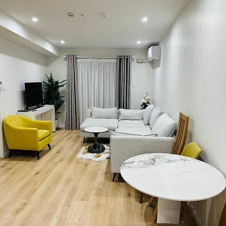 Otahuhu Town Centre Brand New Apartment 8B